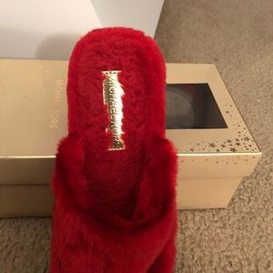 Michael Kors slippers